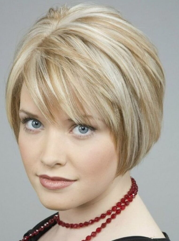 22 Model Rambut Wanita Gemuk Agar Terlihat Kurus