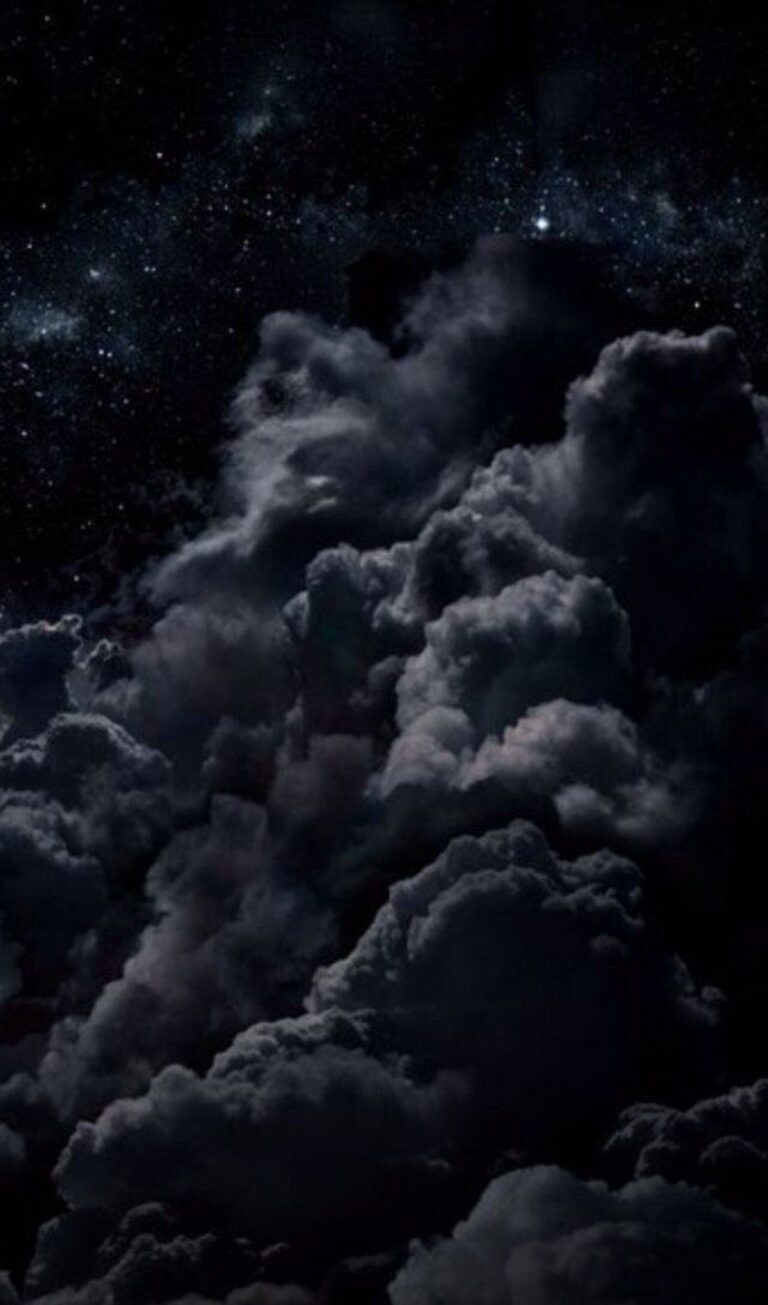 40+ Wallpaper Hitam Aesthetic Paling Keren, Polos dan Elegan