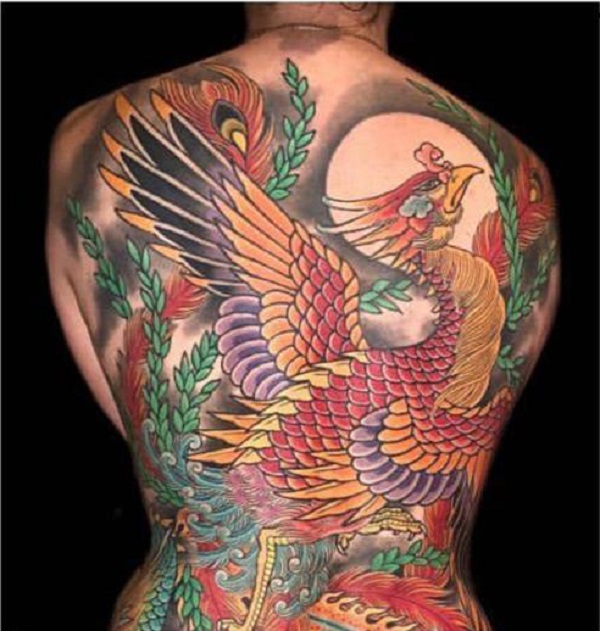foto tato yakuza motif burung
