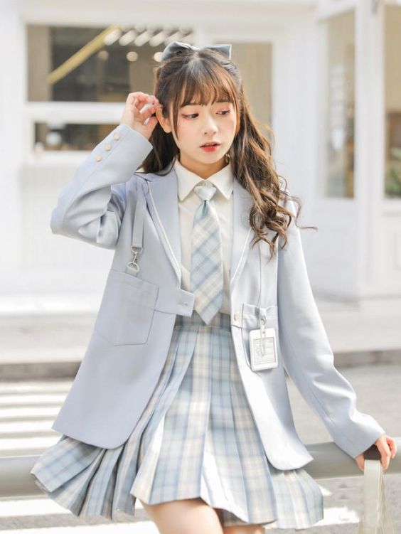 Foto Orang Korea Cantik Dengan Seragam Sekolah 