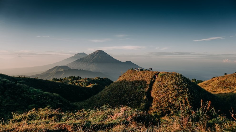 Wallpaper pemandangan bukit prau Indonesia HD