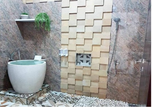 Kamar mandi batu alam sederhana