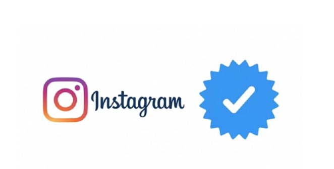 Emoticon Centang Biru Instagram - Colaboratory