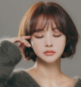 Model Rambut Blunt Bob with Front Bangs